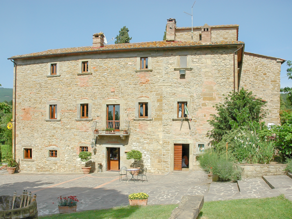Affascinante Struttura Storica Con Terreno E Centro Benessere