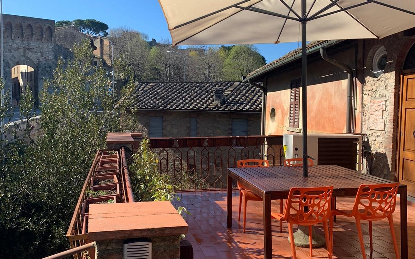 Appartement met terras in het hart van San Gimignano
