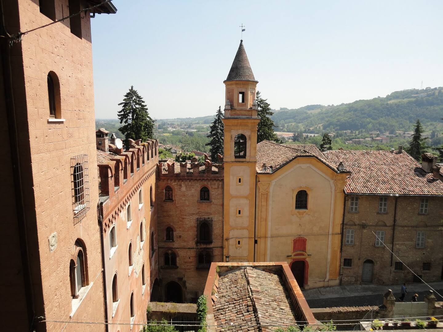 Historic Apartment With Garden In The Heart Of The Medieval Village Of Castell'Arquato