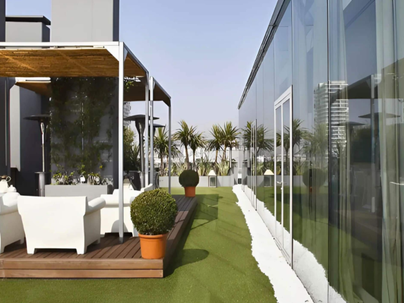 Attico Panoramico E Luminoso Con Terrazze Nei Pressi Di Nolo