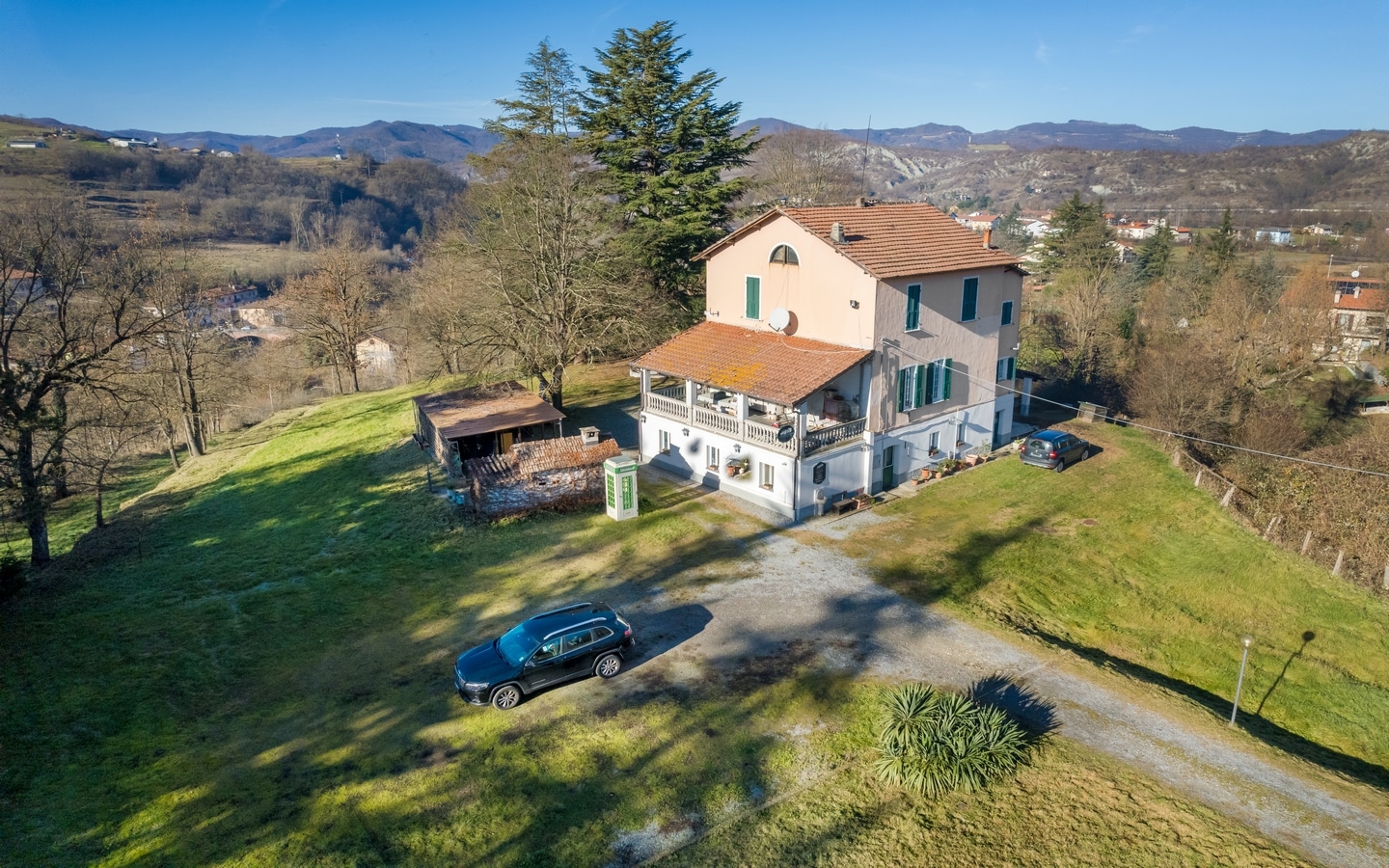 Casa Coloniale Ristrutturata Con Ristorante E Camere Panoramiche A Piana Crixia – Liguria