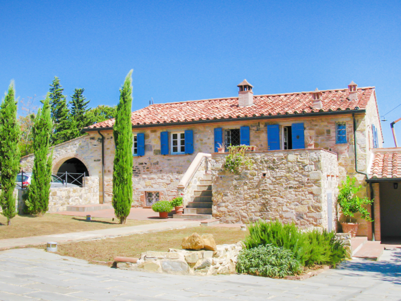 Casale In Pietra Del 1400 Con Vista Panoramica E 7 Ettari Di Terreno – Val Di Cornia