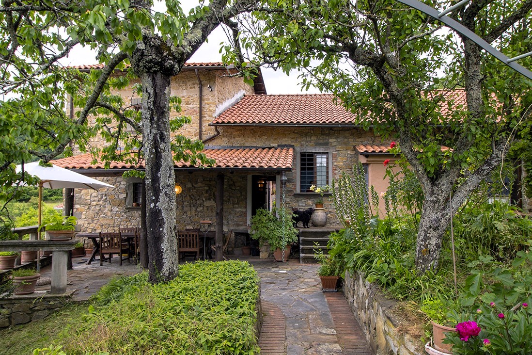 Casale Ristrutturato Nel Cuore Della Lunigiana