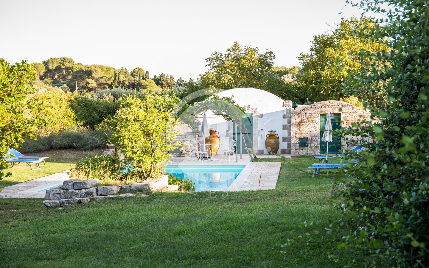 Lamie E Piscina A Ostuni