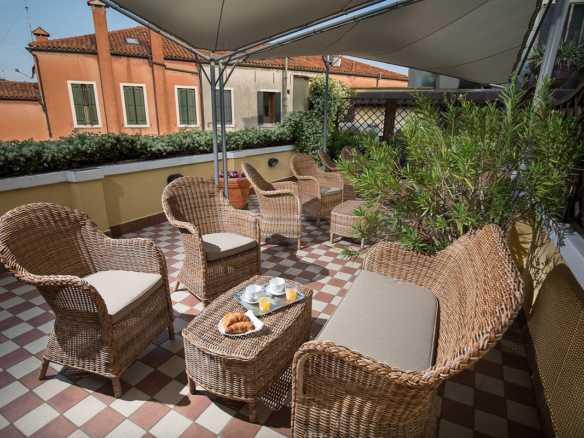 Elegante Hotel Storico Nella Suggestiva Isola Di Murano - Venezia