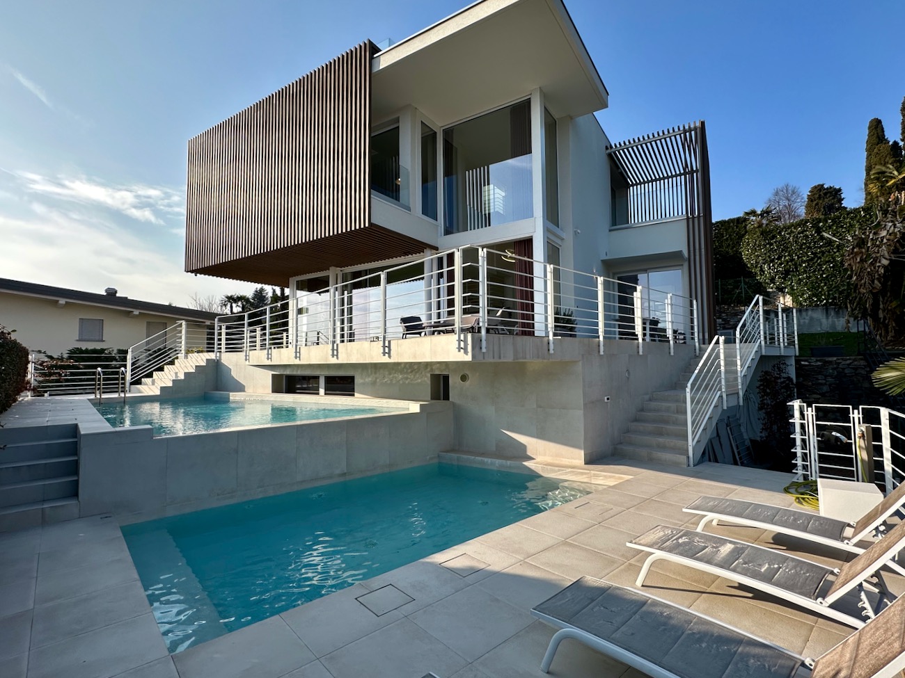 Esclusiva Villa Di Design Contemporaneo Con Vista Lago E Piscine A Verbania Intra