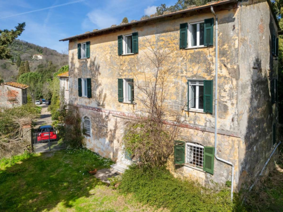 Incantevole Villa D'epoca Con Casa Colonica