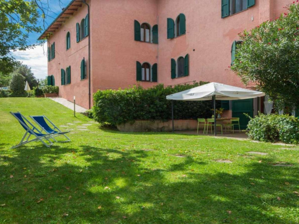 Podere Costituito Da Villa