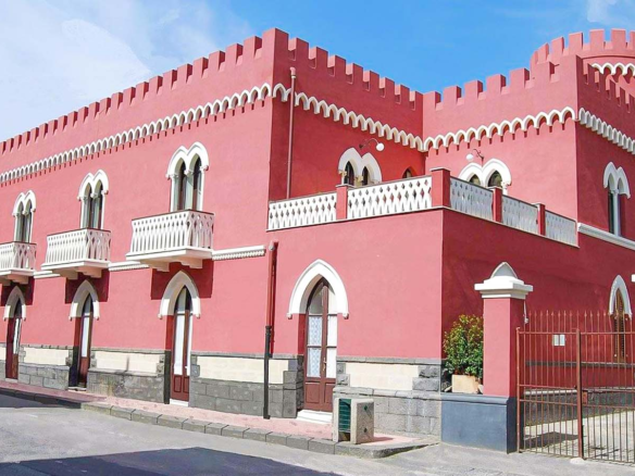 Prestigiosa Villa Storica In Vendita A Letojanni