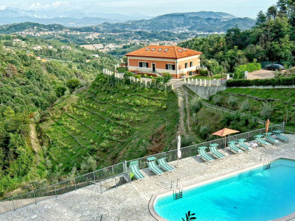 Residence Sulle Colline Di La Spezia