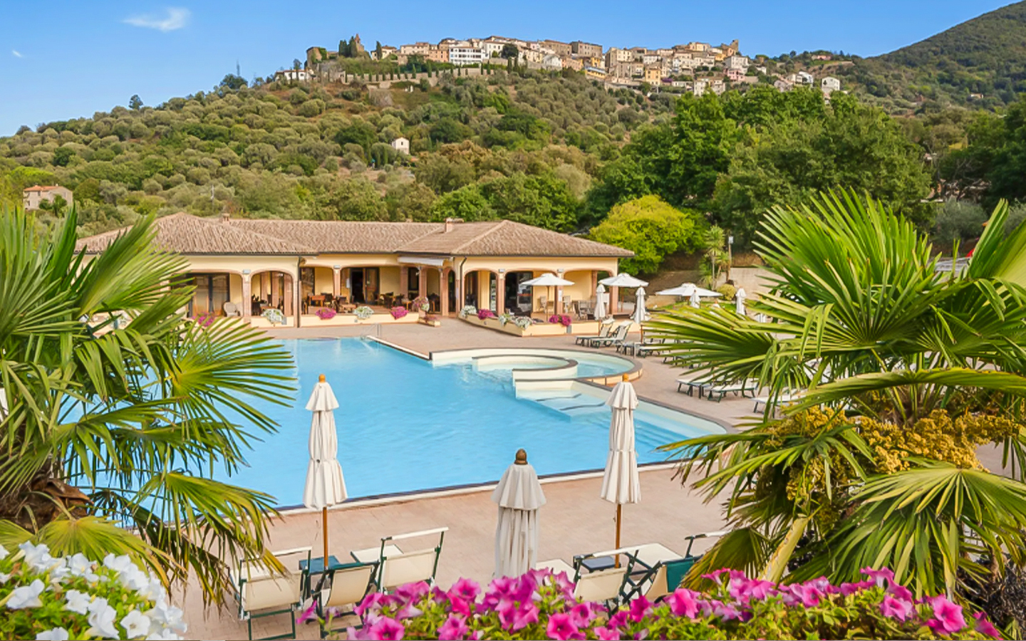 Resort A Pochi Passi Da Scarlino