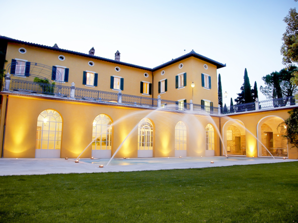 Splendida Villa D'Epoca Con Piscina E Terreno A Perugia