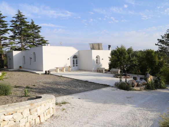 VILLA PANORAMICA A 15 MINUTI DAL MARE