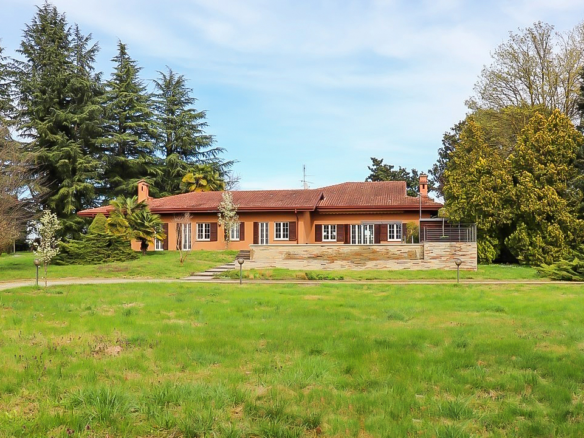 Villa Con Parco E Piscina Sul Lago Maggiore