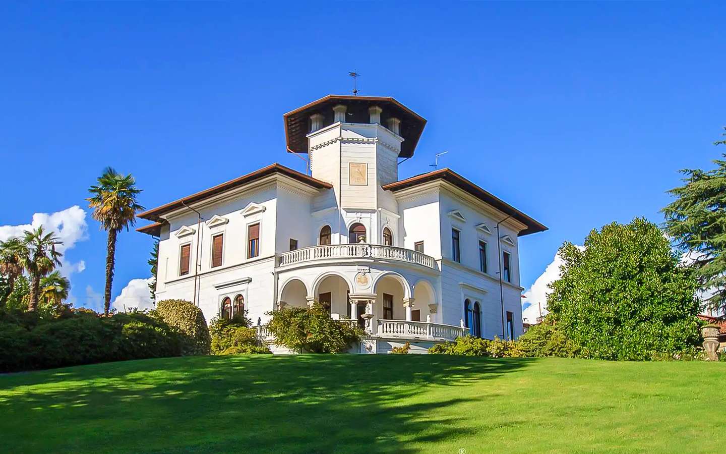Villa Dei Primi Del ‘900 Con Parco E Vista Panoramica – Biella