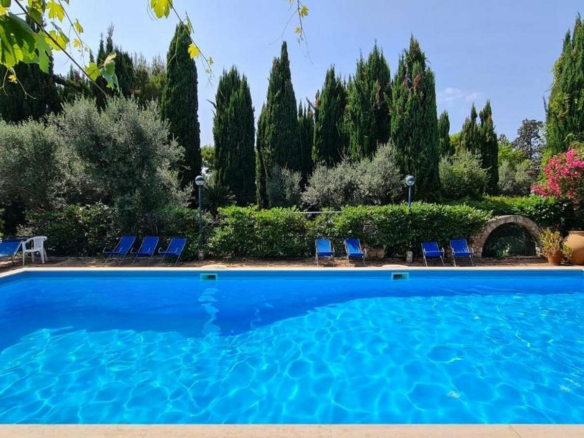 Villa Immersed in the Green with Shared Pool