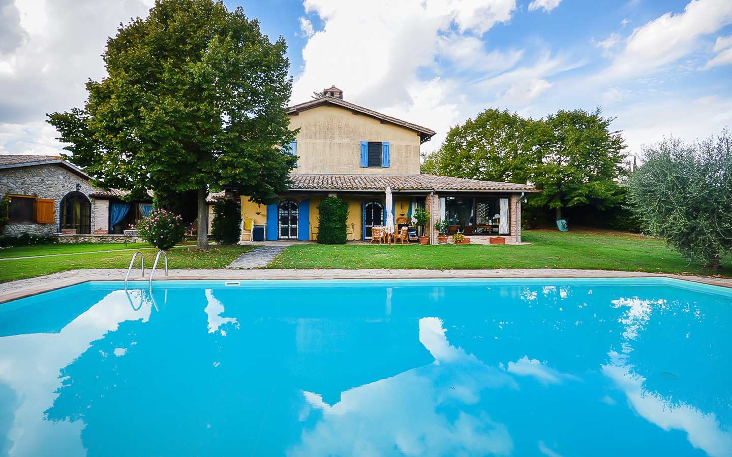 Renovated Villa With Pool And Garden In Montecastrilli