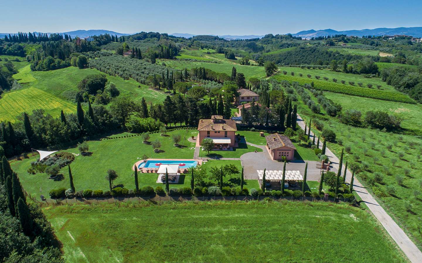 Villa Stile Leopoldina Nella Campagna Pisana – Peccioli