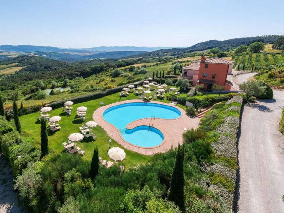 Residence In Vendita A San Gimignano