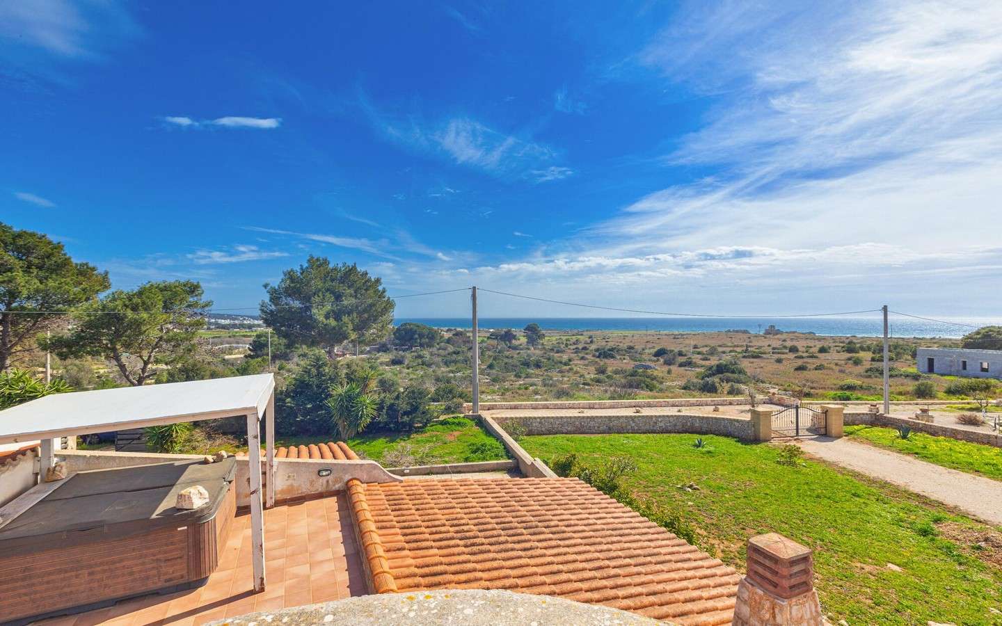 Tipica Villa Vista Mare Con Dependance E Vasca Idromassaggio – Pescoluse, Marina Di Salve, Lecce, Salento, Puglia