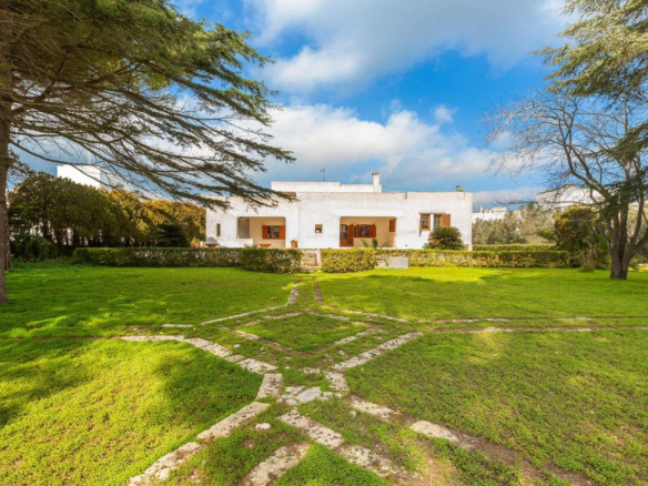 Villa Salentina A Due Piani Con Giardino Privato - Castrignano Del Capo - Lecce