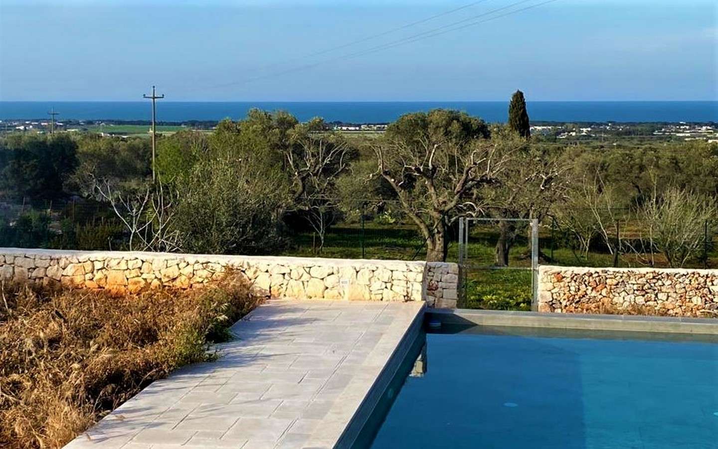 Villa Vista Mare Con Piscina Infinity Ubicata A Soli Tre Chilometri Dal Mare A Carovigno – Puglia