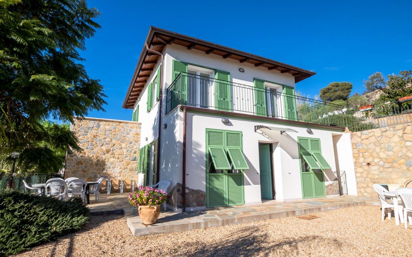 Villa With Sea View And Garden A Few Minutes Walk From The Sea - Bordighera