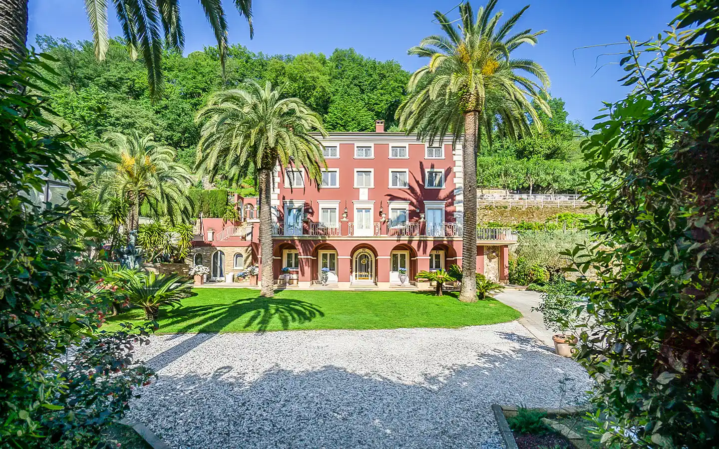 Villa Storica Di Prestigio Con Parco E Piscina A Massa