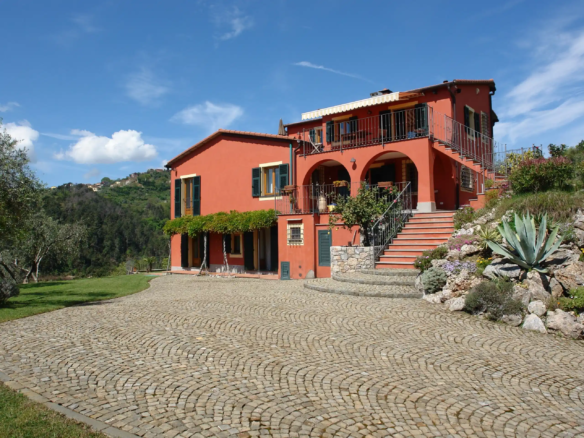 IB 747 Villa panoramica a La Spezia
