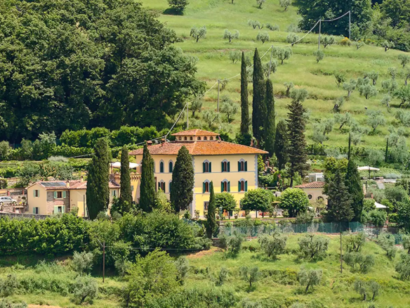 IB 762 Villa og landbrugsejendom med pool i Pistoia